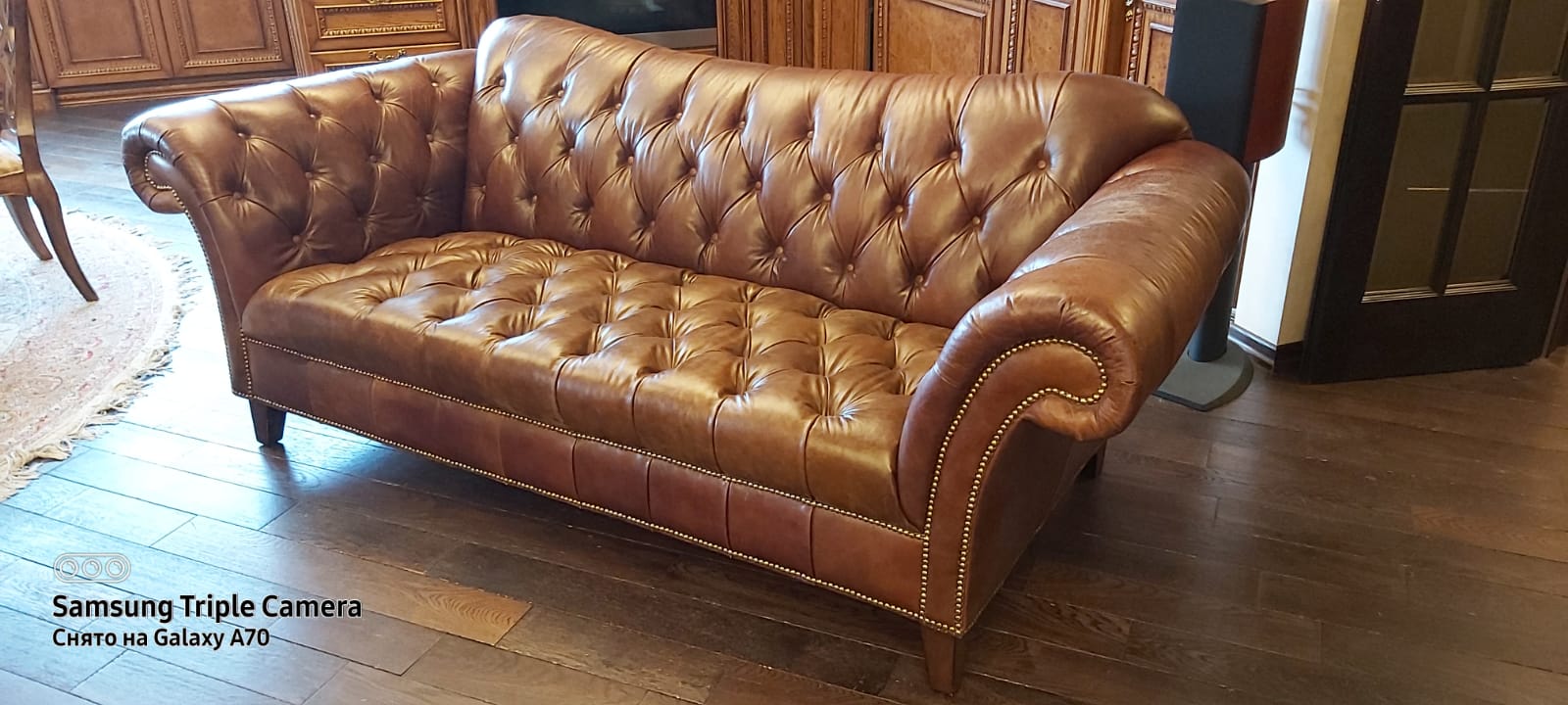 Перетяжка дивана. Суворов