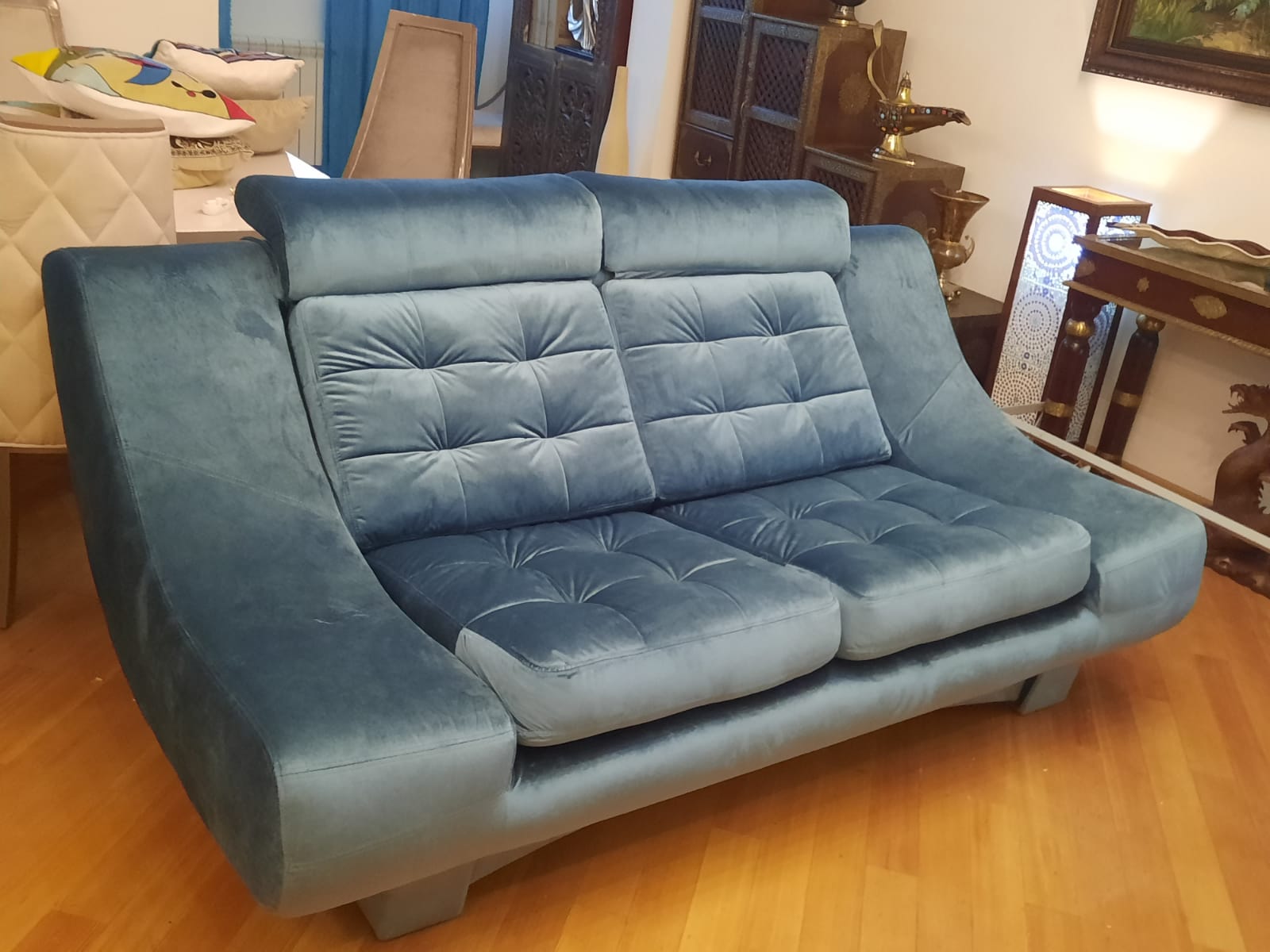 Обивка дивана на дому. Суворов